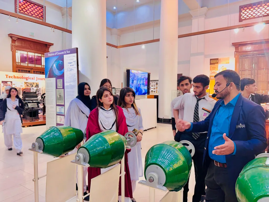 Commerce Students Field Trip to the State Bank of Pakistan Museum (3)